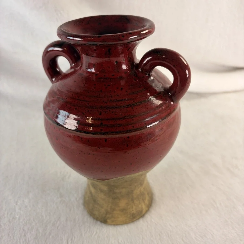 Retired Southern Living at Home Verona Red Olive Jar Vase Double Handle 7.5